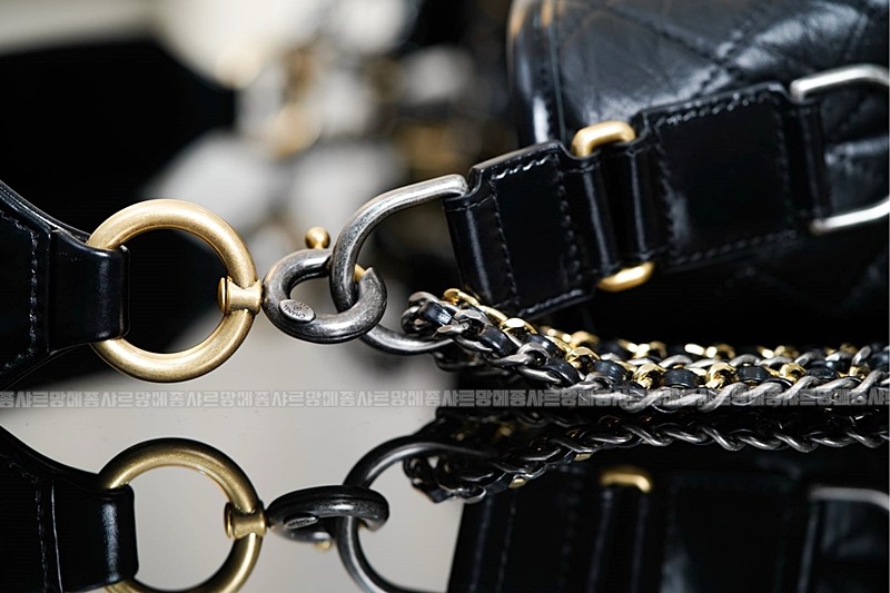 샤넬가브리엘미디움호보백 20260203-172125-027루.jpg