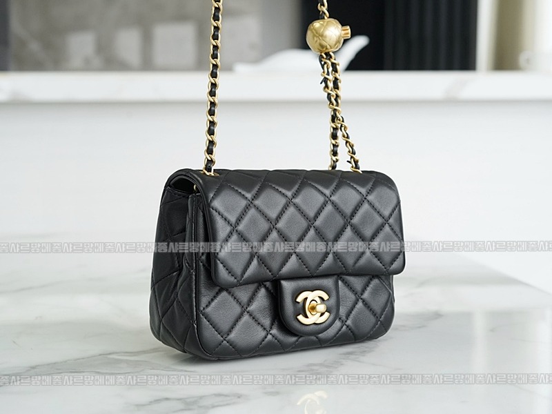 샤넬23C골드볼플랩백 wsxc1770199305049_3루.jpg