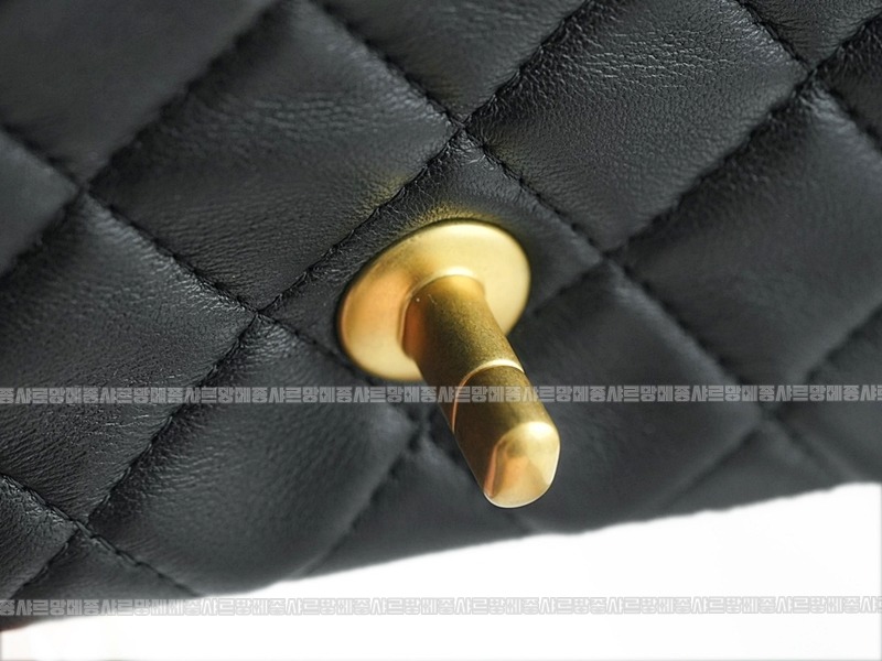 샤넬23C골드볼플랩백 wsxc1770199319860_6루.jpg