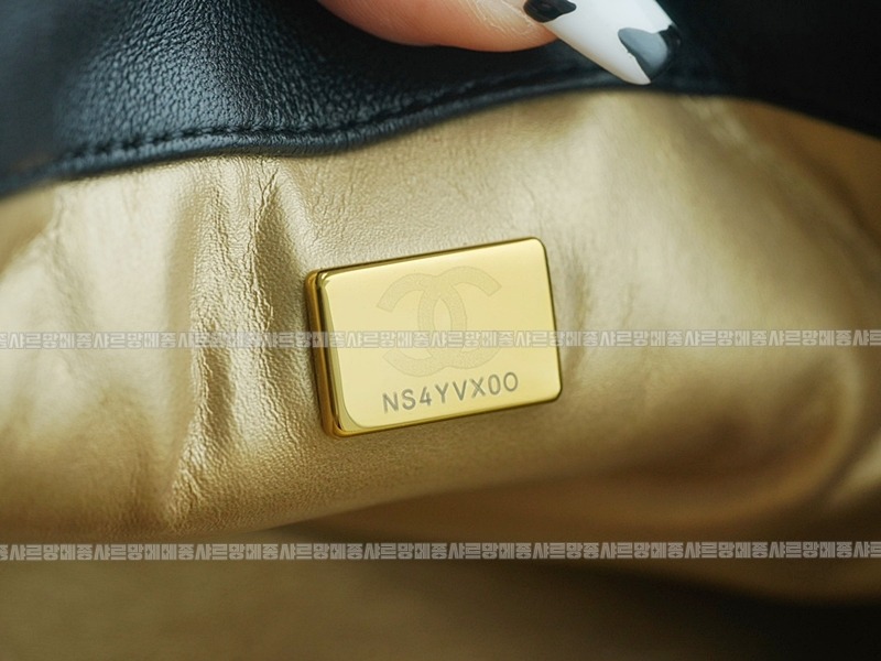 샤넬23C골드볼미니플랩백 wsxc1770199427586_7루.jpg