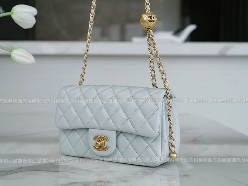 샤넬23C골드볼미니플랩백 wsxc1770199450878_6루.jpg