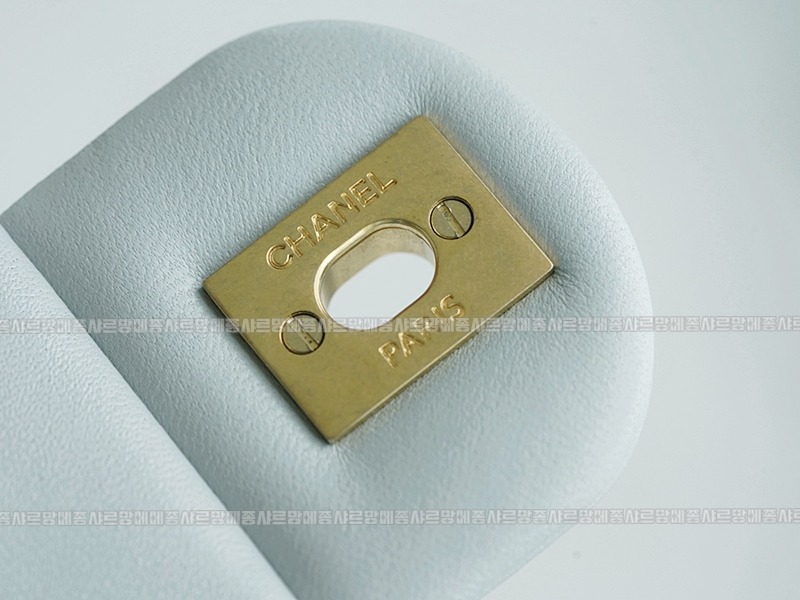 샤넬23C골드볼미니플랩백 wsxc1770199464379_5루.jpg