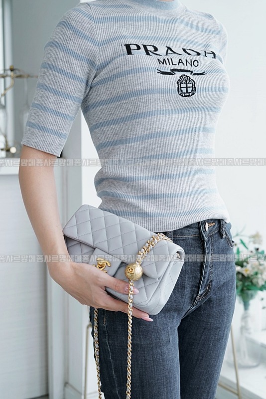 샤넬23C골드볼미니플랩백 wsxc1770199485573_2루.jpg