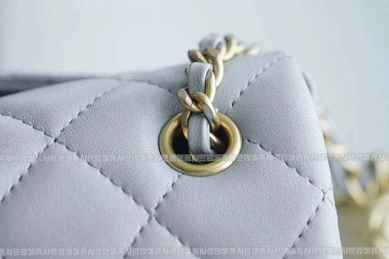 샤넬23C골드볼미니플랩백 wsxc1770199508205_6루.jpg