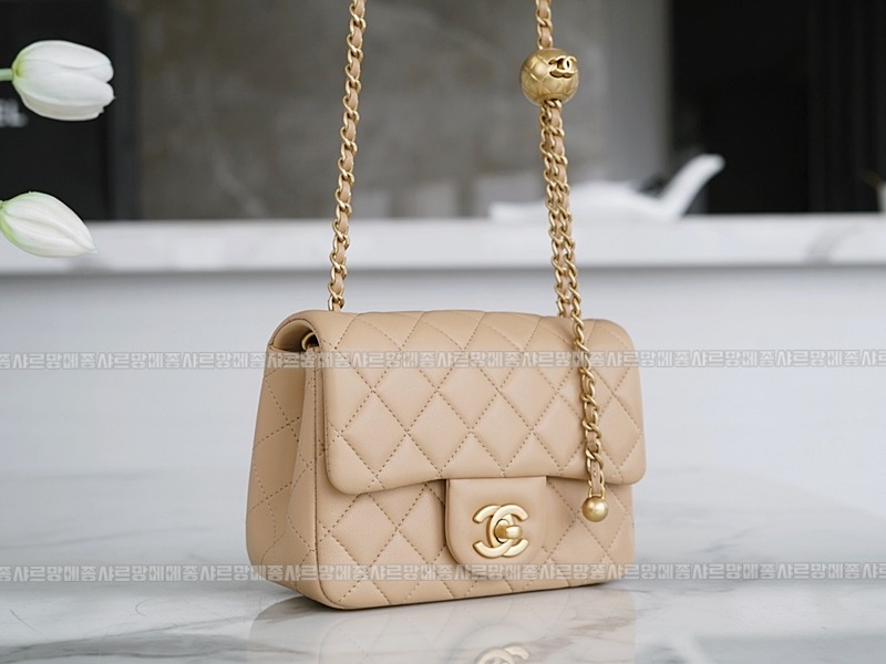 샤넬23C골드볼플랩백 wsxc1770199559681_2루.jpg