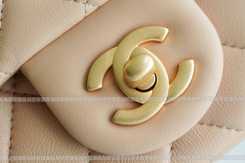 샤넬23C골드볼플랩백 wsxc1770199563450_3루.jpg