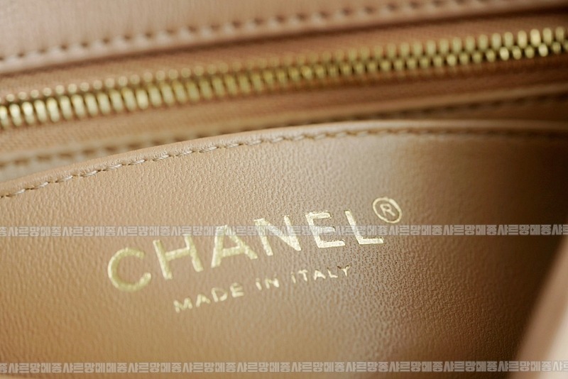 샤넬23C골드볼플랩백 wsxc1770199563750_8루.jpg