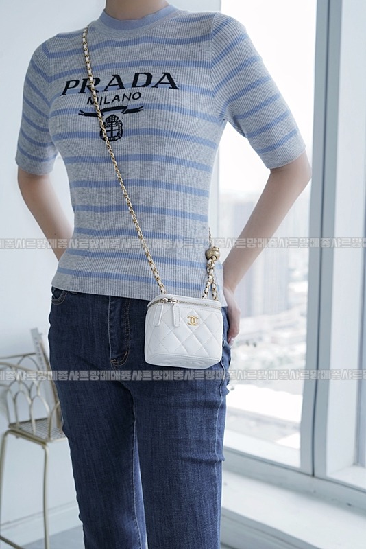 샤넬골드볼스퀘어미니베니티백 20260204-113342-008루.jpg