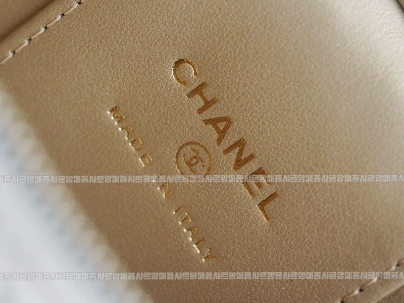 샤넬골드볼스퀘어미니베니티백 20260204-113717-007루.jpg