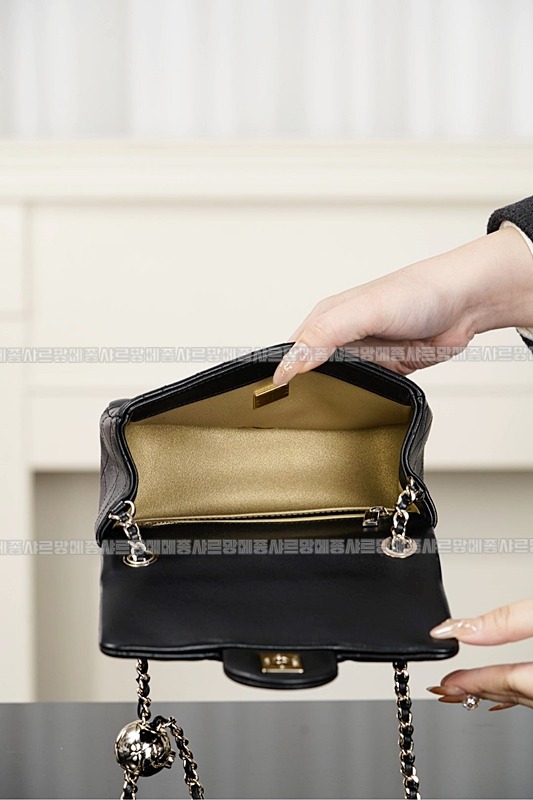 샤넬클래식플랩백체인볼 20260204-150303-017루.jpg