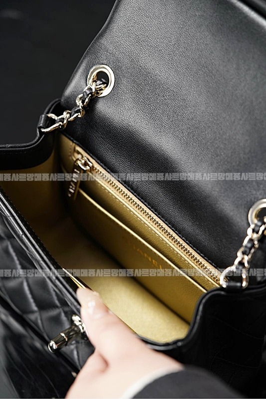 샤넬클래식플랩백체인볼 20260204-150304-030루.jpg