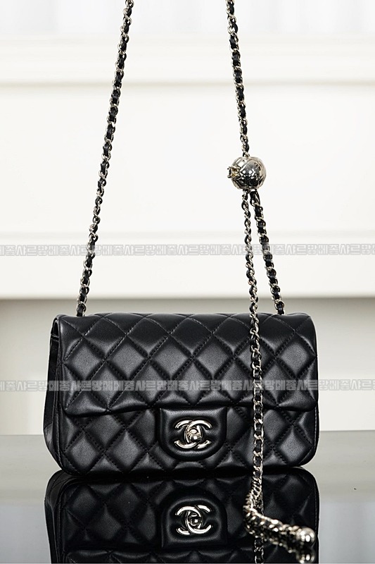 샤넬클래식플랩백체인볼 20260204-151102-007루.jpg