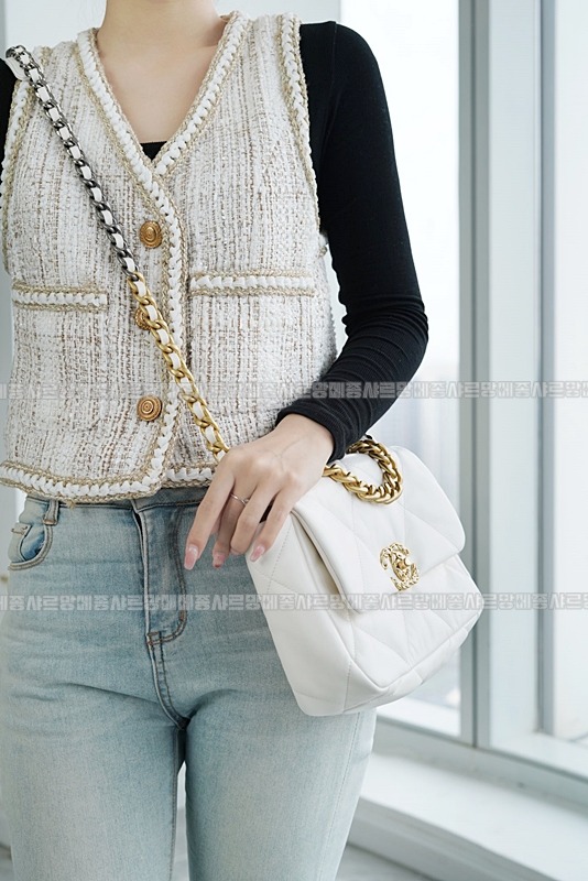 샤넬19핸드백스몰 20260204-153905-001루.jpg