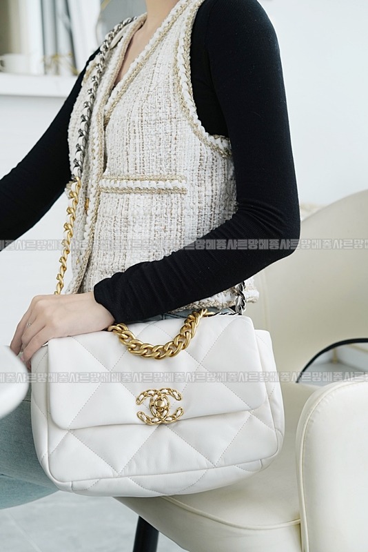 샤넬19핸드백스몰 20260204-153906-007루.jpg