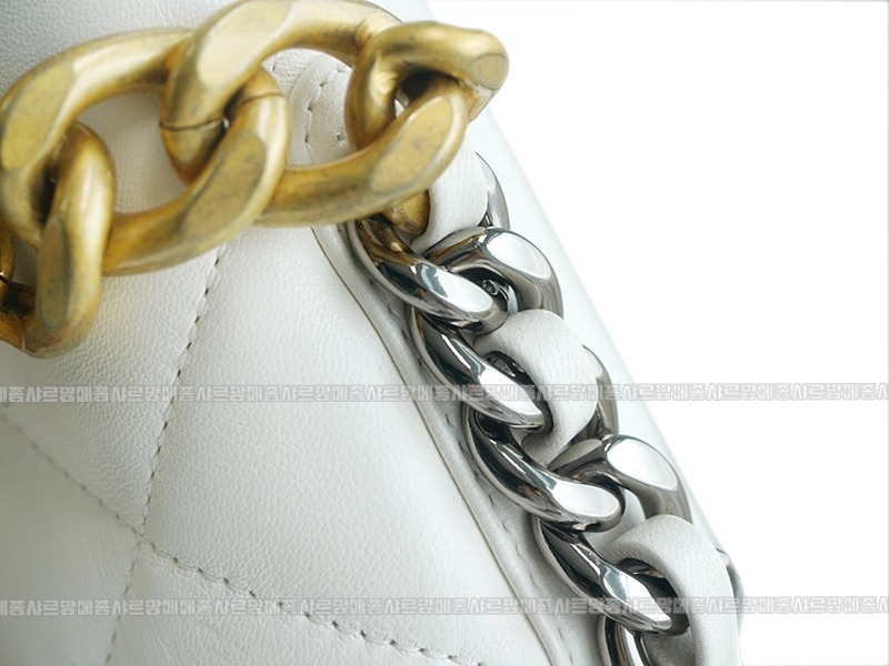 샤넬19핸드백스몰 20260204-153907-019루.jpg