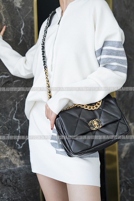 샤넬19핸드백스몰 20260204-154527-006루.jpg