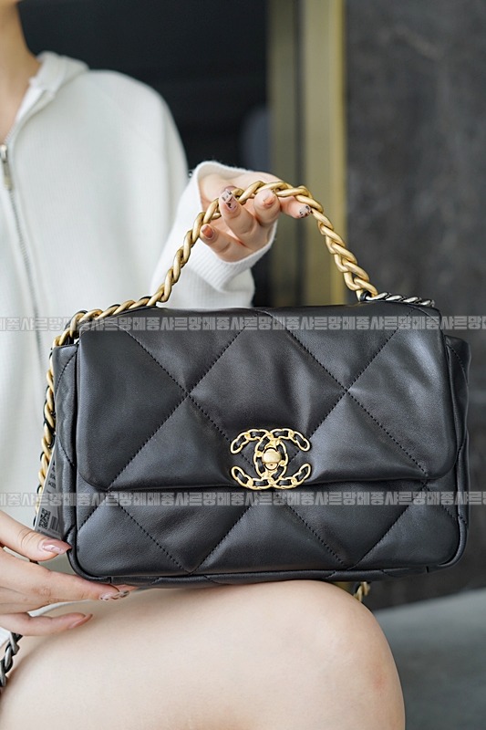 샤넬19핸드백스몰 20260204-154528-010루.jpg