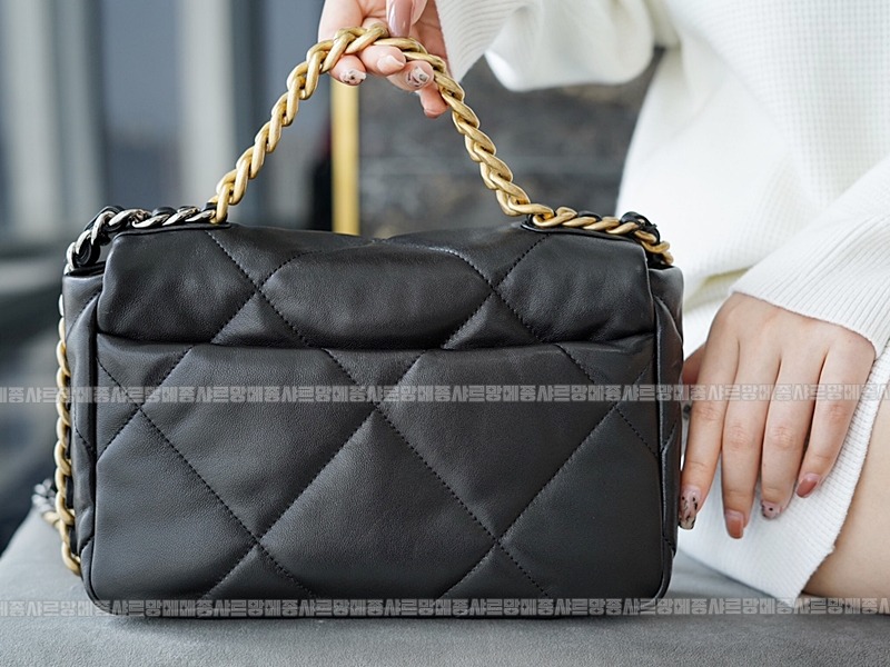 샤넬19핸드백스몰 20260204-154528-013루.jpg