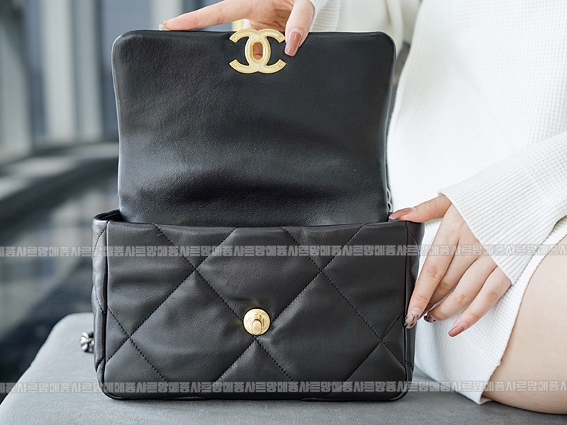 샤넬19핸드백스몰 20260204-154528-015루.jpg