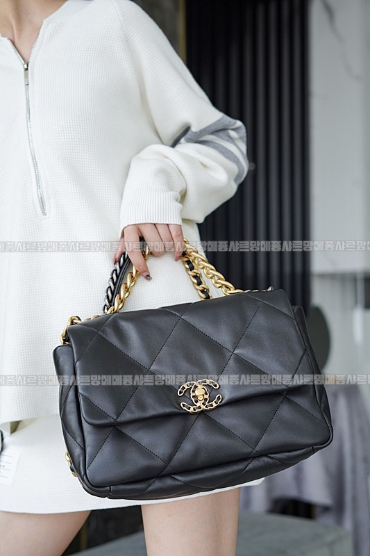 샤넬19핸드백미디움 20260204-155136-006루.jpg