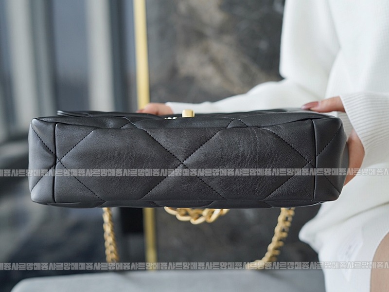 샤넬19핸드백미디움 20260204-155137-014루.jpg
