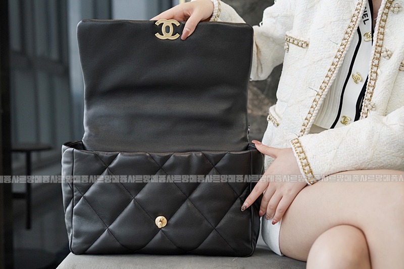 샤넬19핸드백라지 20260204-160457-006루.jpg