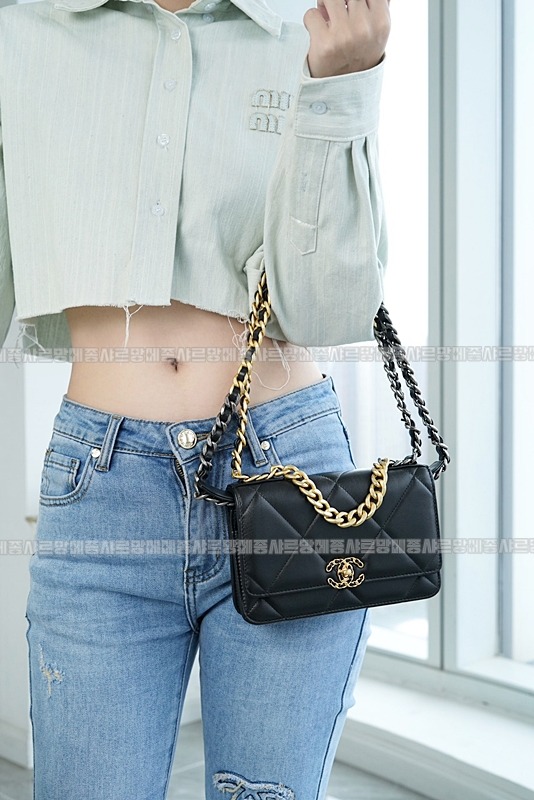 샤넬19백WOC크로스백 20260204-162159-009루.jpg