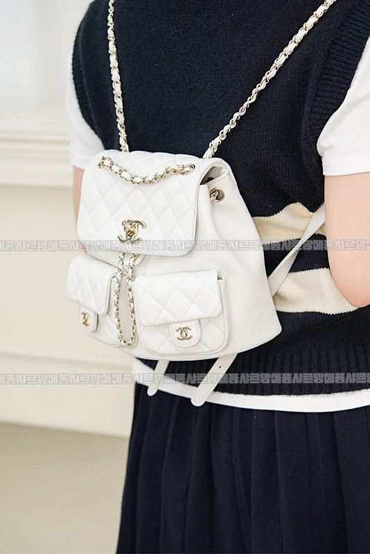 샤넬24A듀마백팩화이트 20260205-132030-009루.jpg