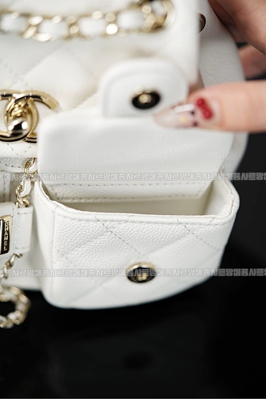 샤넬23P듀마백팩화이트 20260205-133238-035루.jpg