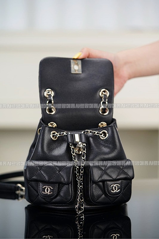 샤넬23P듀마백팩화이트 20260205-134536-015루.jpg