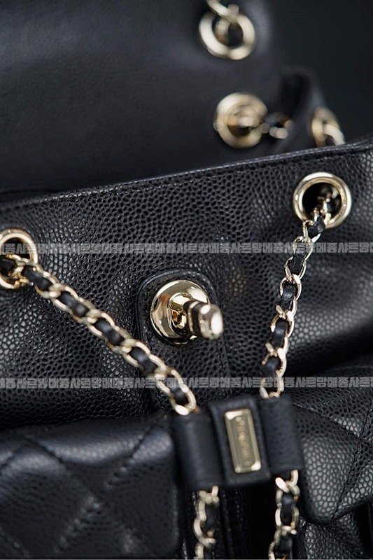 샤넬23P듀마백팩화이트 20260205-134536-020루.jpg