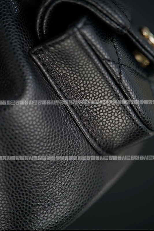 샤넬23P듀마백팩화이트 20260205-134538-032루.jpg