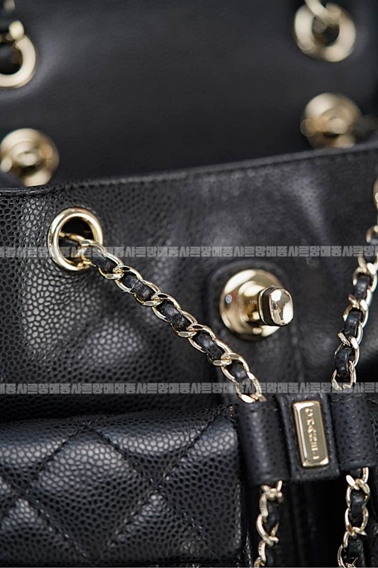 샤넬23P듀마백팩화이트 20260205-134538-035루.jpg