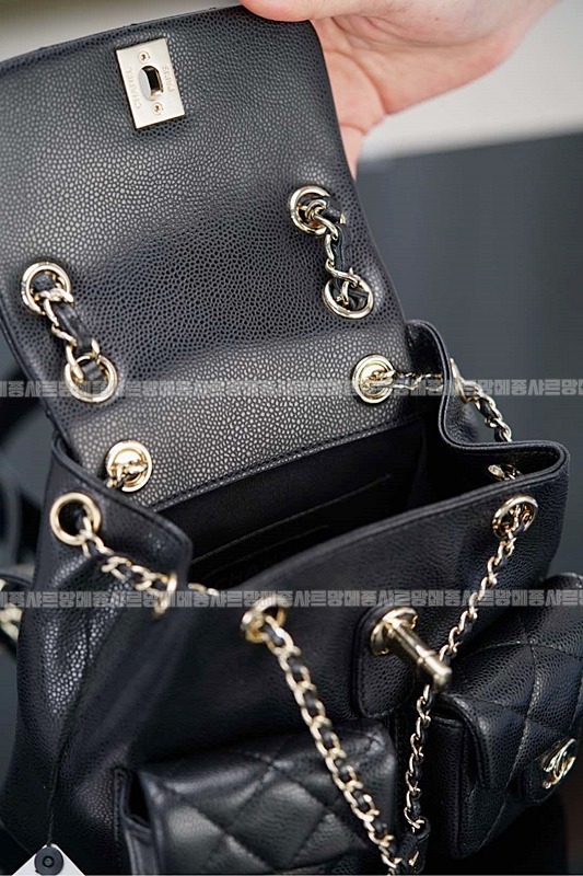 샤넬23P듀마백팩화이트 20260205-134539-038루.jpg