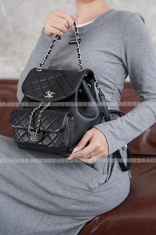 샤넬24P듀마백팩라지블랙 20260205-141911-002루.jpg