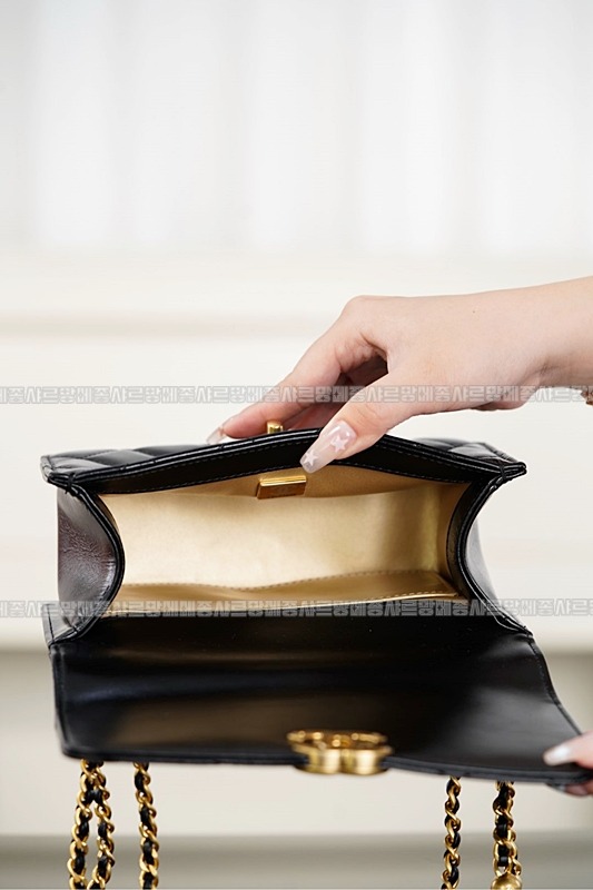 샤넬25S미니플랩백금장 20260205-143756-017루.jpg