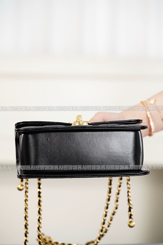 샤넬25S미니플랩백금장 20260205-143756-018루.jpg