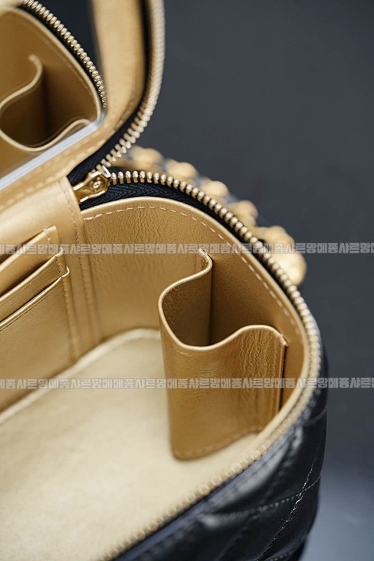 샤넬25S베니티스몰체인 wsxc1770303467443_4루.jpg