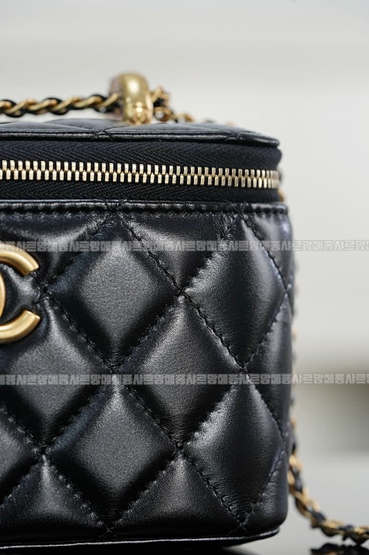 샤넬25S베니티스몰체인 wsxc1770303470980_2루.jpg