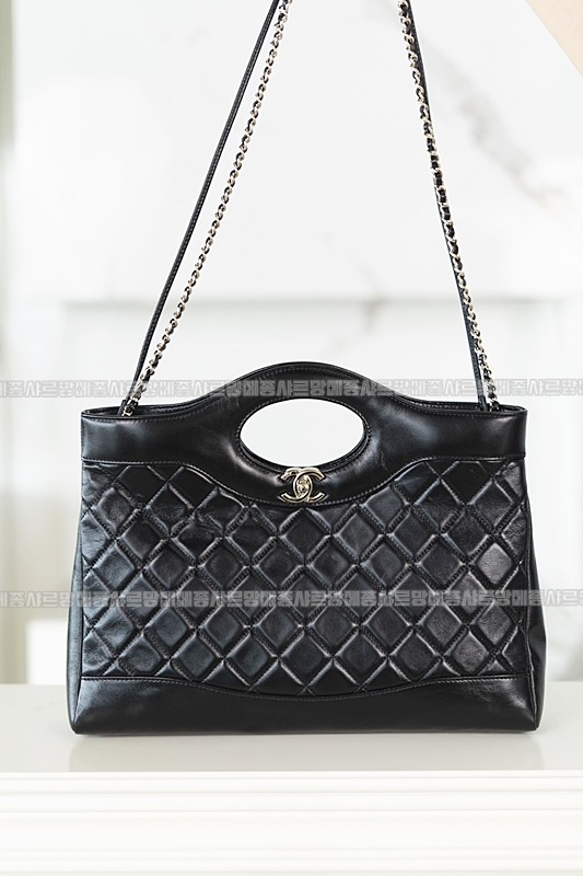 샤넬31미디움쇼핑백 wsxc1770307718497_1루.jpg