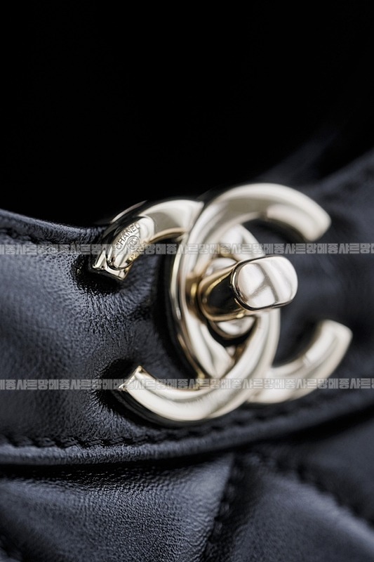 샤넬31미디움쇼핑백 wsxc1770307720821_0루.jpg