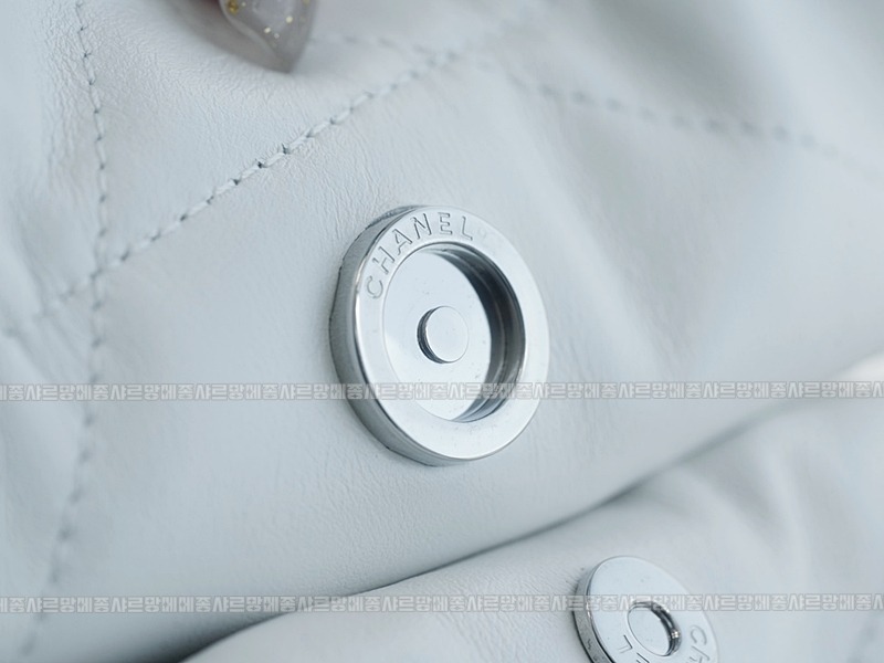 샤넬22P핸드백스몰화이트은장 20260206-093405-023루.jpg
