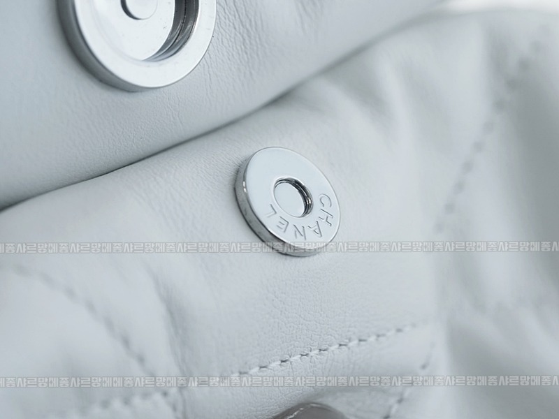 샤넬22P핸드백스몰화이트은장 20260206-093405-024루.jpg