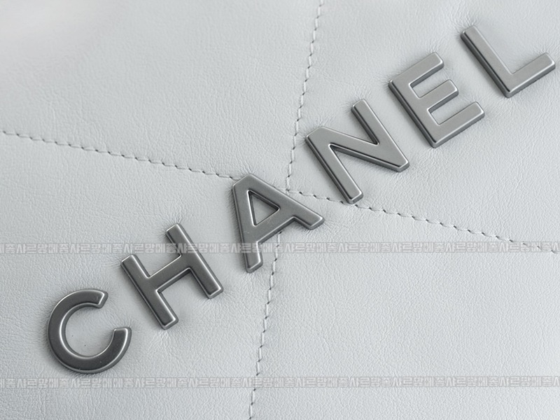 샤넬22P핸드백스몰화이트은장 20260206-093406-025루.jpg