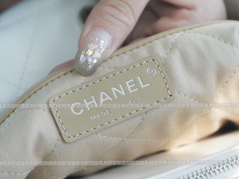 샤넬22P핸드백스몰화이트은장 20260206-093406-027루.jpg