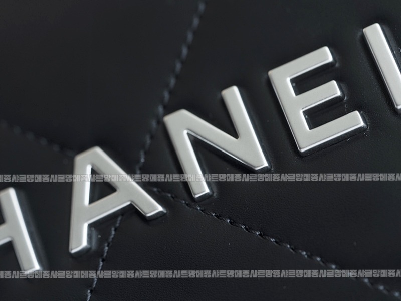 샤넬22P핸드백스몰블랙금장 20260206-095226-012루.jpg