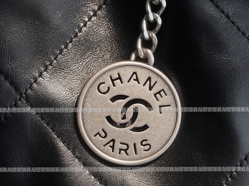 샤넬22P핸드백미디움블랙은장 20260206-095812-020루.jpg