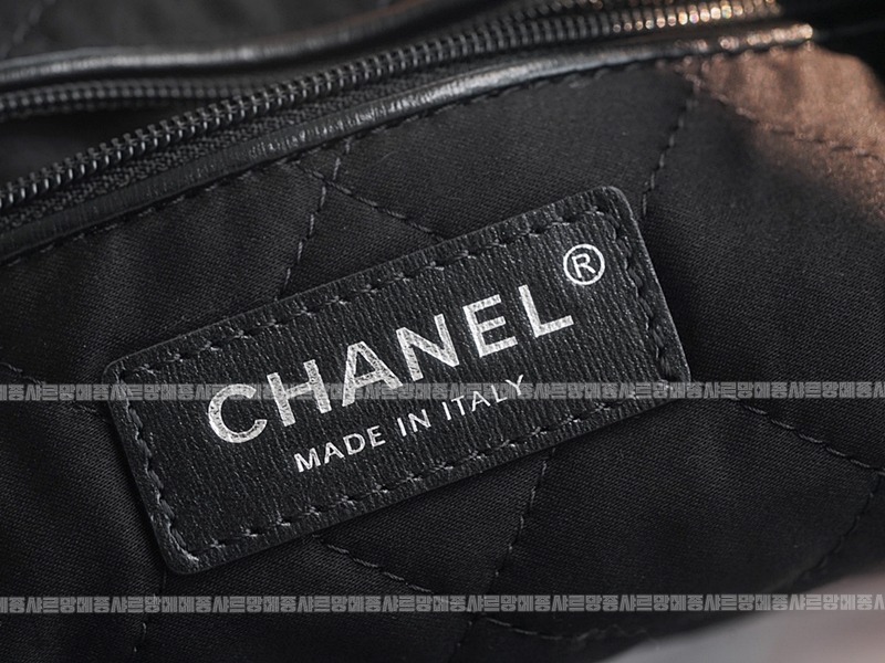 샤넬22P핸드백미디움블랙은장 20260206-095813-027루.jpg