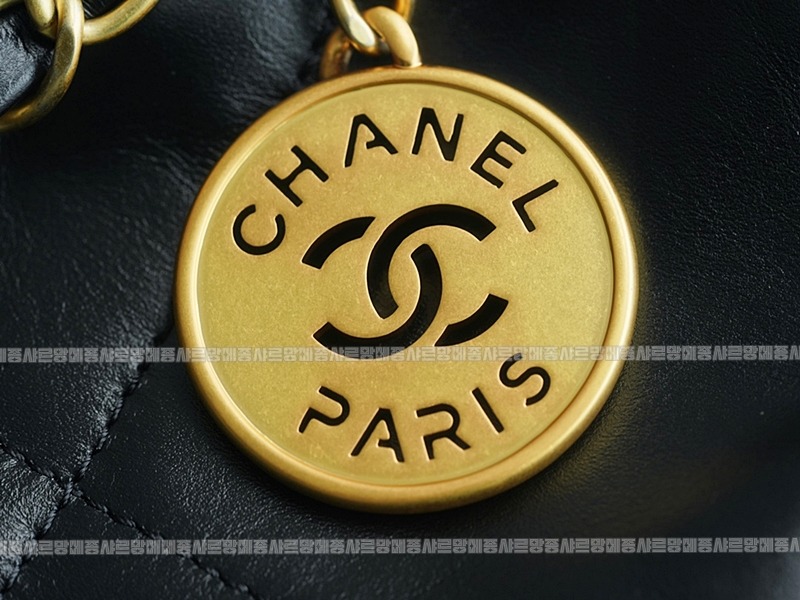 샤넬22P핸드백미디움블랙금장 20260206-100314-024루.jpg