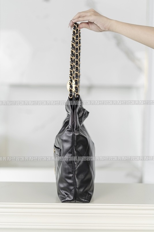 샤넬22핸드백스몰블랙금장 20260206-101051-014루.jpg